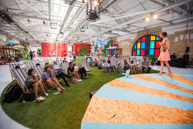 Corporate photos of Kipling's marketing Conference in Berlin. Kipling | Event-Photography-Berlin-13